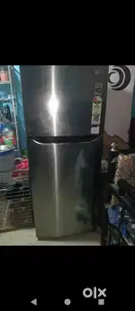 LG 267 ltr Smart inverter compressor