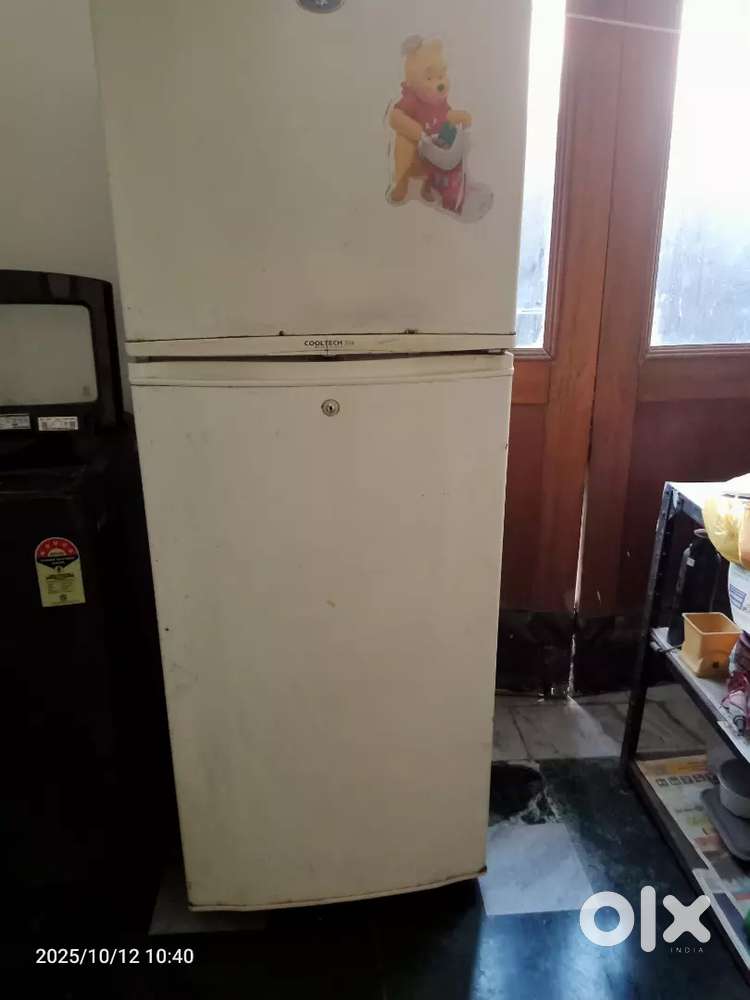 Samsung 345 L Double Door Refrigerator
