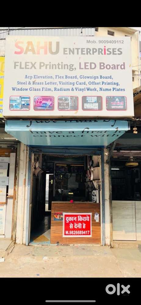 Semi furnished shop  in main market  place area 90 sqft