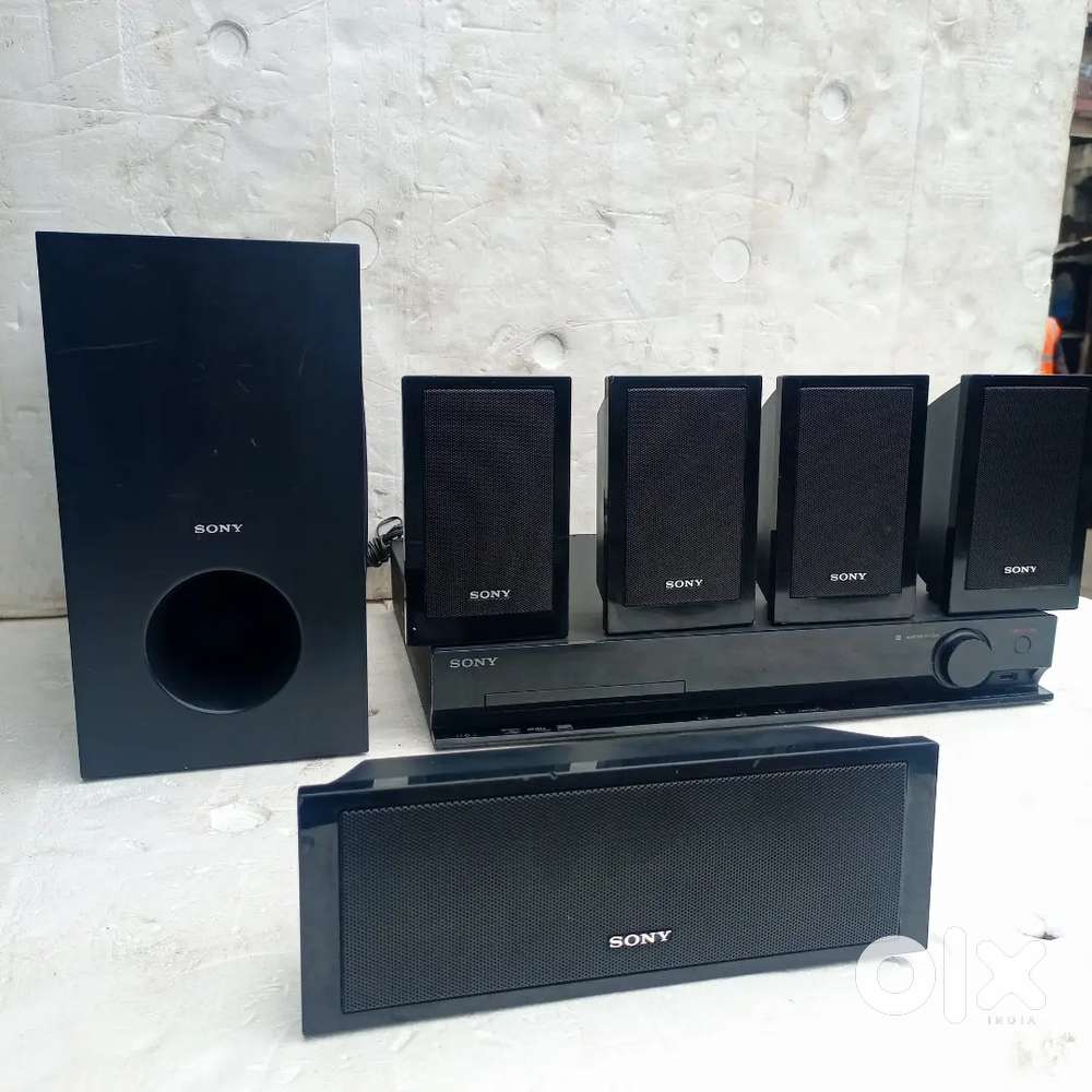 Sony DAV TZ 215 Home theater 5.1
600 Watts with remote