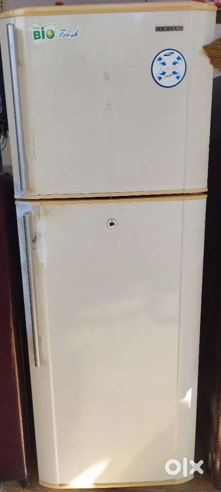 SAMSUNG 260LTR FROST FREE REF
