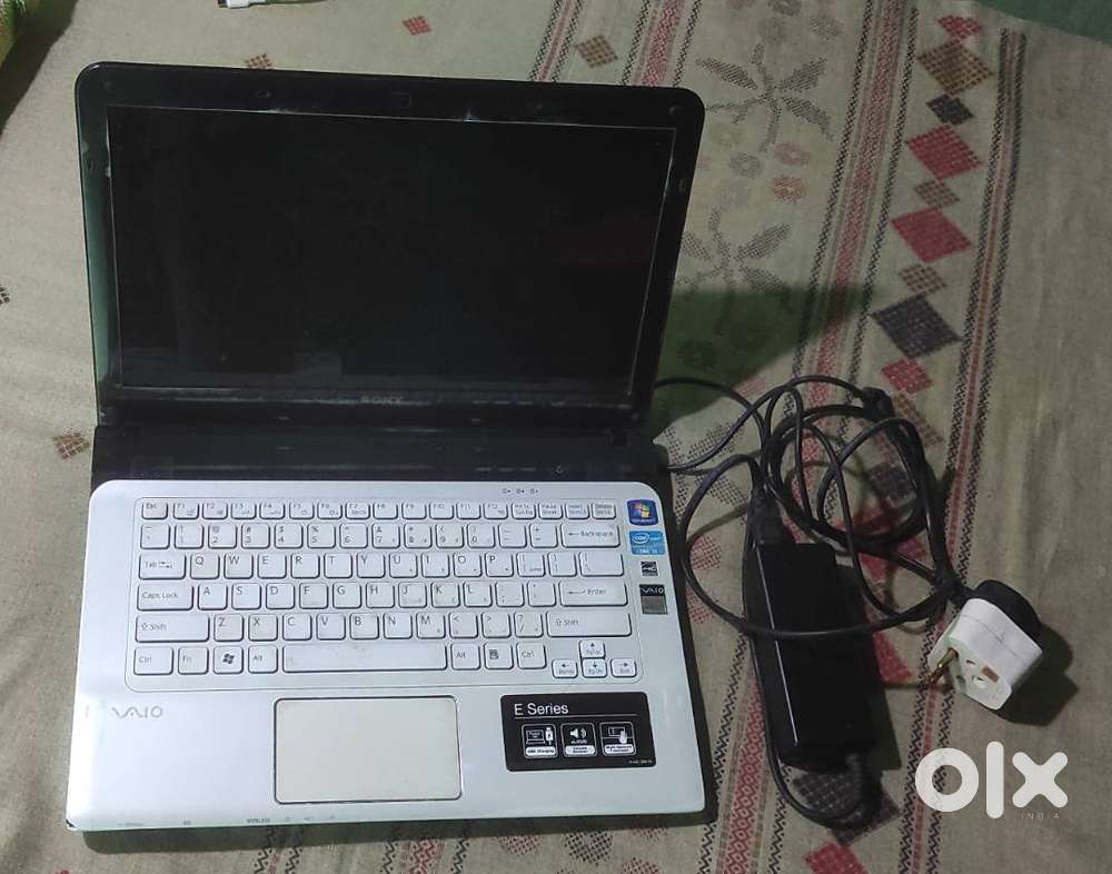 SONY Vaio Laptop