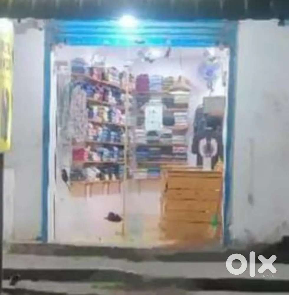 Salesman . Mens clothing