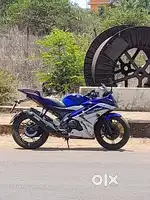 Yamaha R15 V2