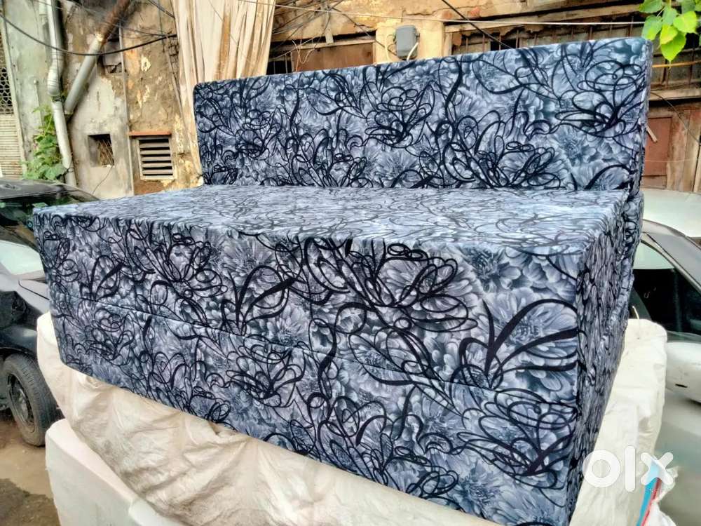 BIG SALE IS ONN! SOFA CUM BED