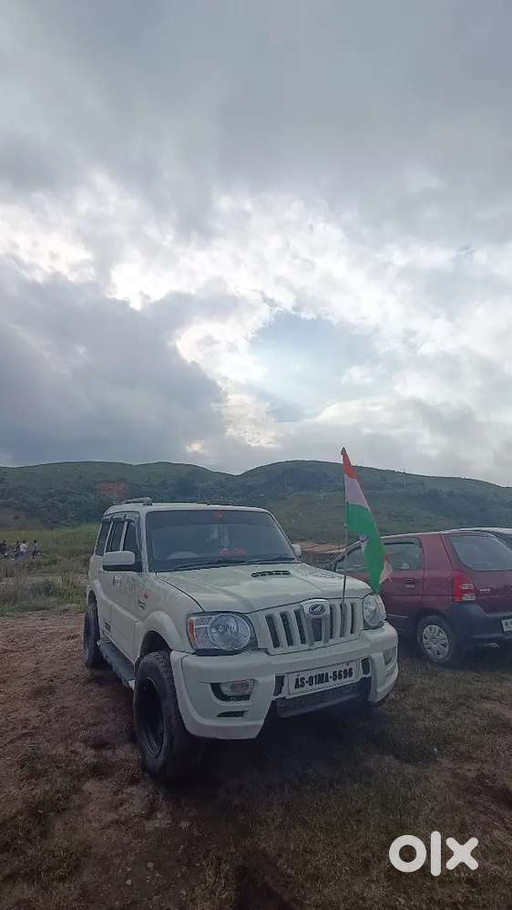 Mahindra Scorpio VLX M-Hawk(2012 model)