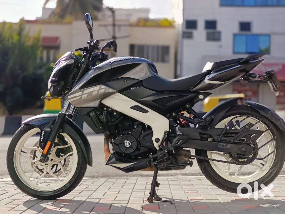Bajaj Pulsar NS 200 ABS