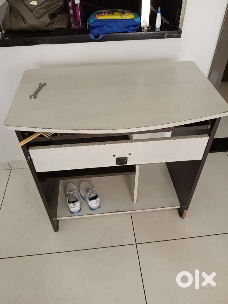 Table new computer use ke liye