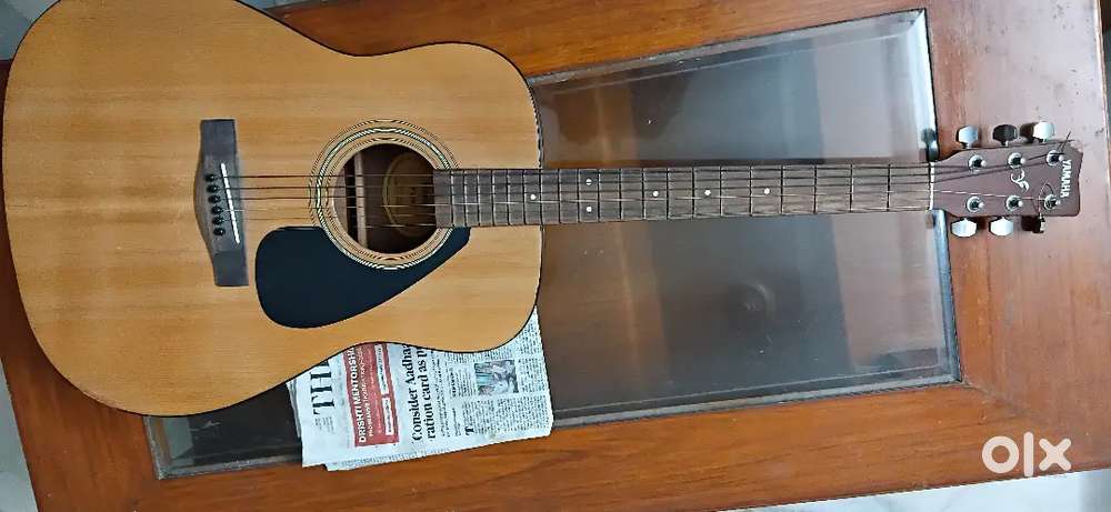 YAMAHA Guitar