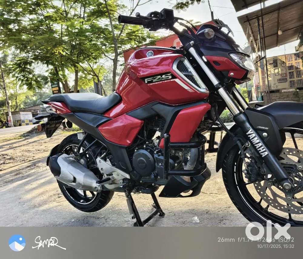 Urgent sell yamaha FZ V3