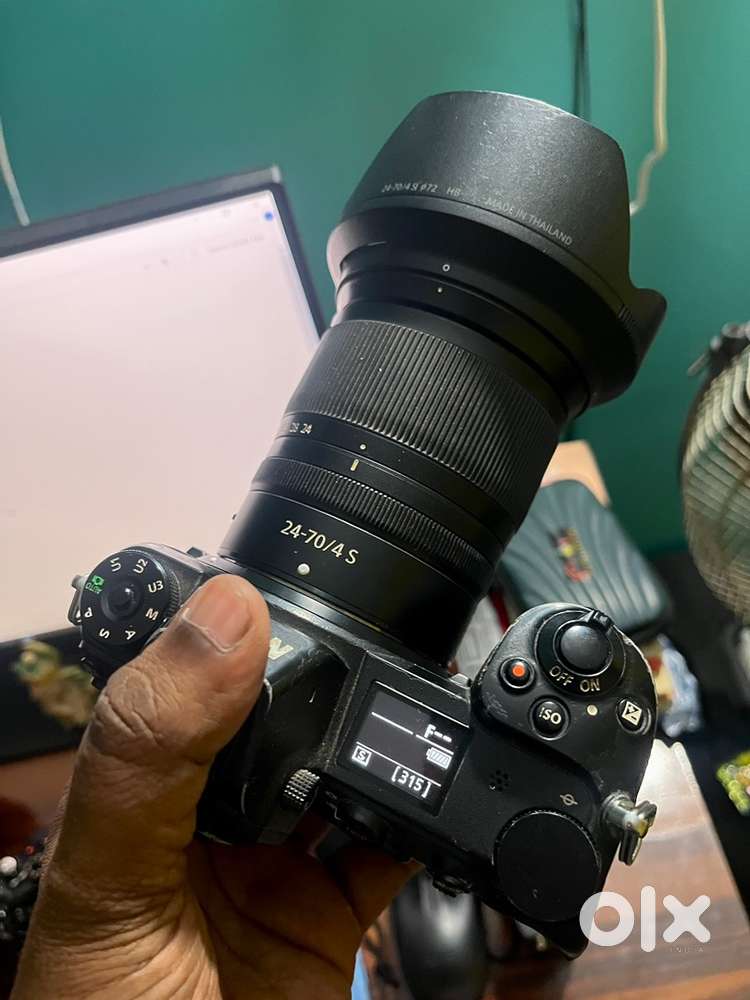 NIKON Z6, 24 70 lens, bag, dual battery with charger