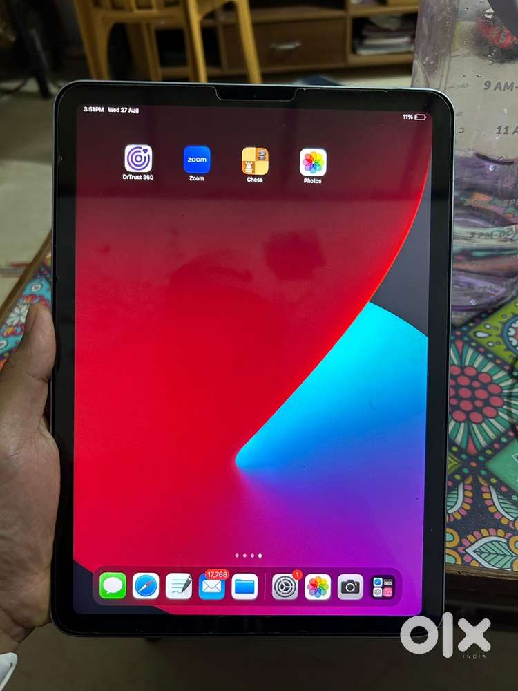 Finger print not working. Can be replaced and without charger