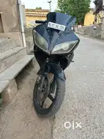 Yahama R15