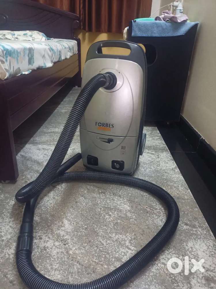 Forbes ultra powered vaccum cleaner for homes and shops