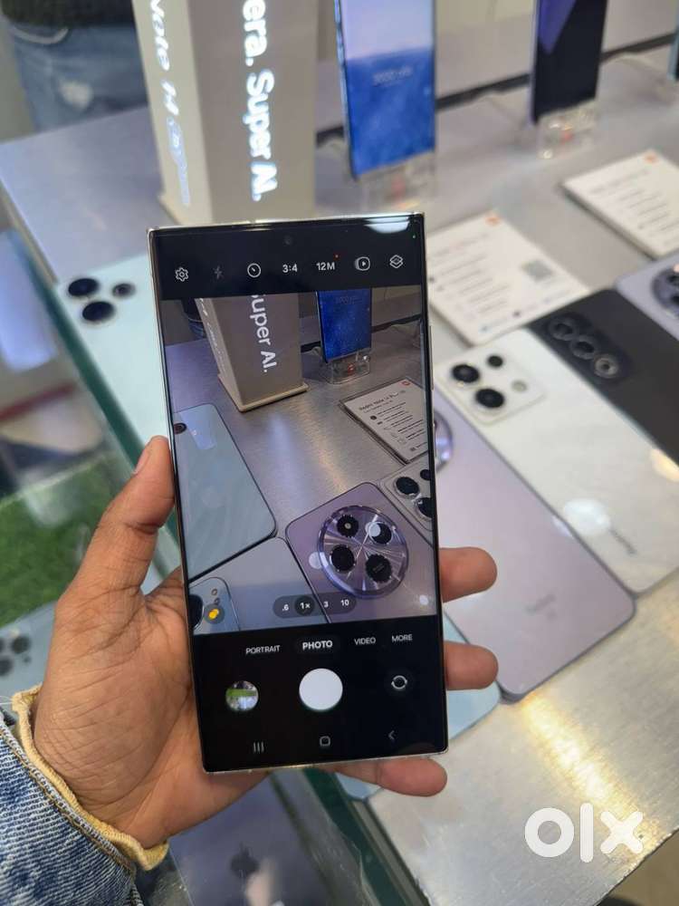 Samsung s23 ultra available in white colour