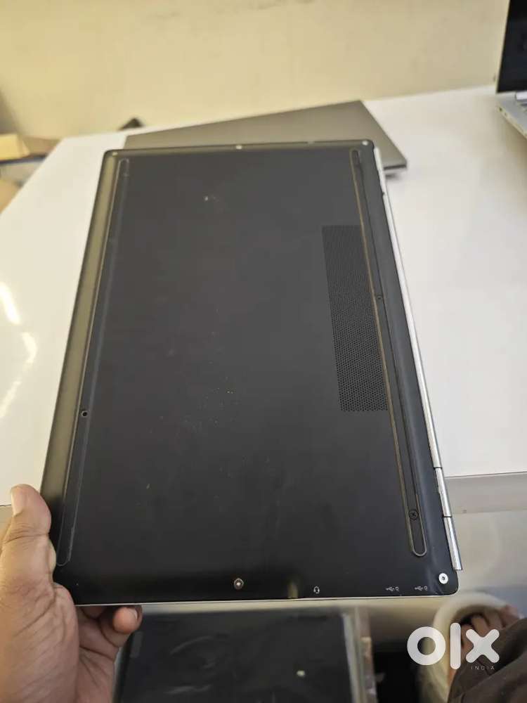 Hp laptop (4/32) chromebook