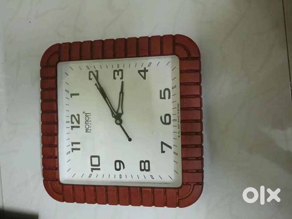 3 Wall watch working condition