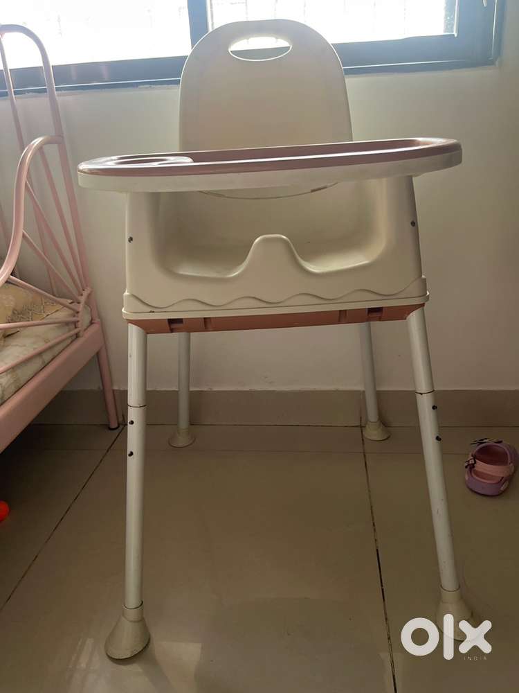 Eating chair. You can make it tall or short