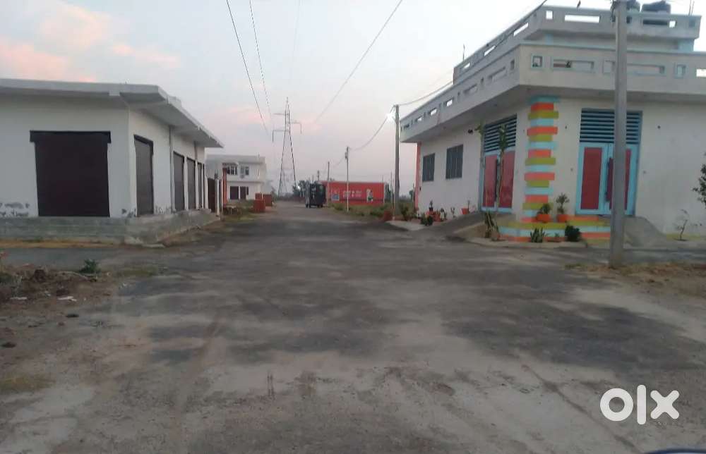 111 Gaj Plot for Sell in Modipuram