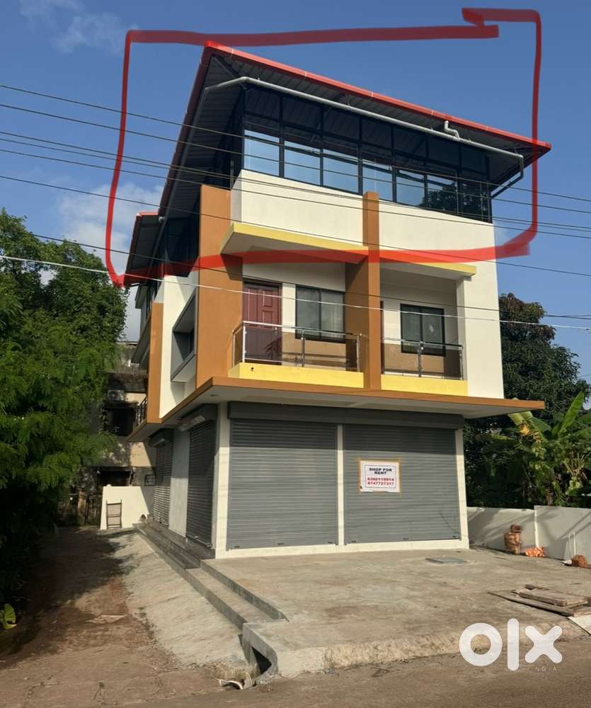 950sqft  Gym/Dance class/ Commercial space for Rent on Mainroad