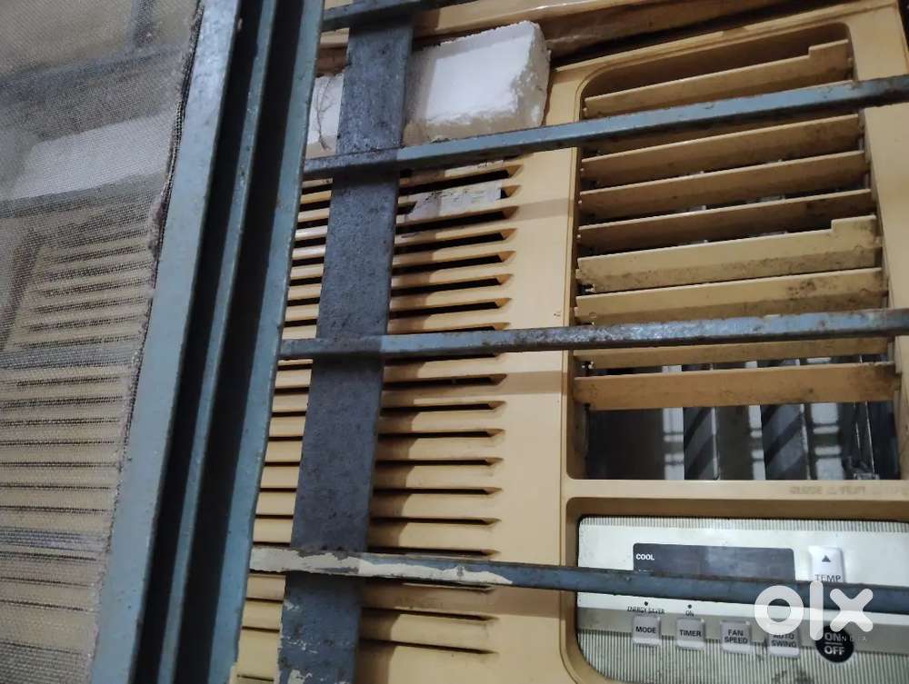Window AC 1.5 Tan