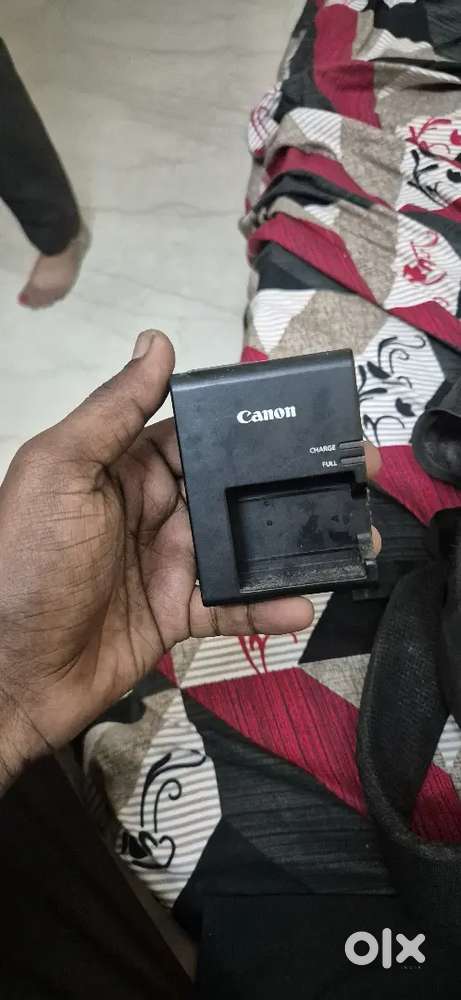 CANON 1500D LITE USE WITH TWO LENSES 55-250MM AND 50MM LENS RS.23000