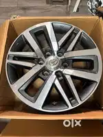 Fortuner Alloy wheels