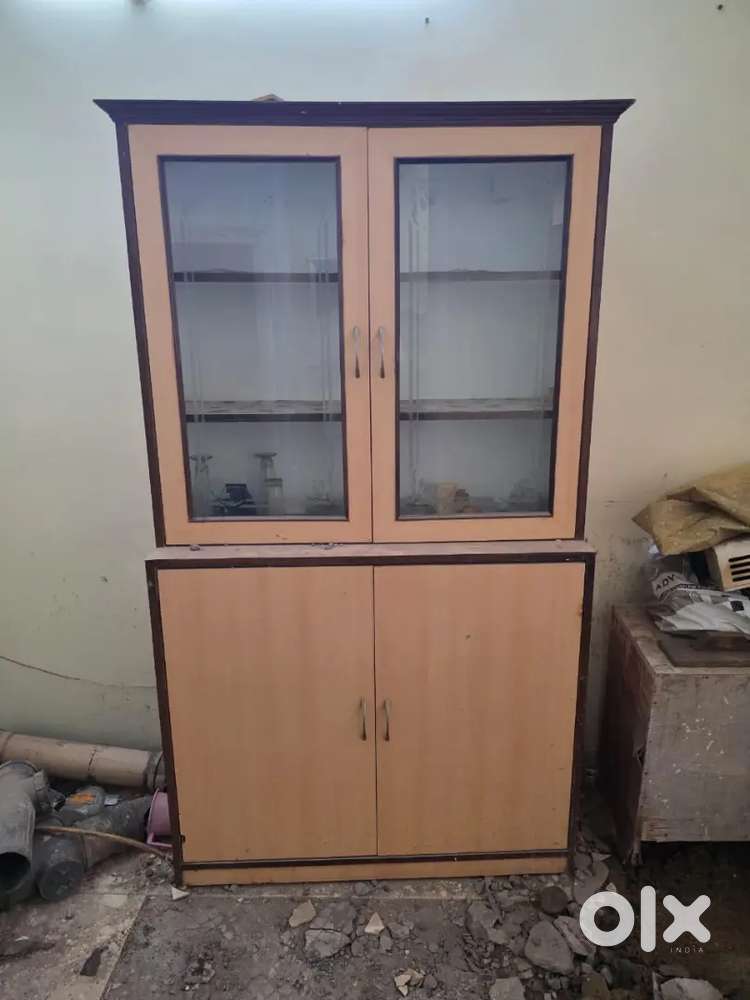 Kitchen wardrobe