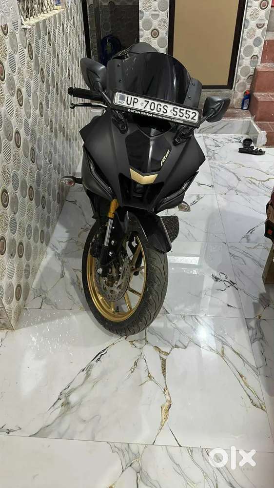 Yamaha R15 showroom condition