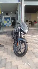 Pulsar 150 twin disc, split seat.