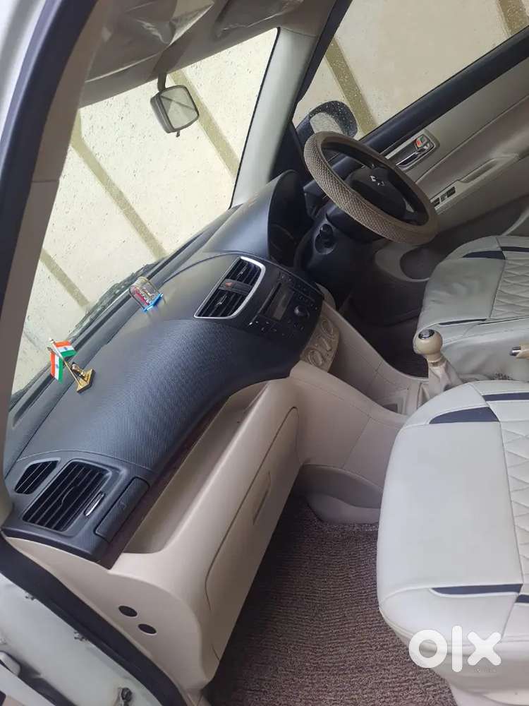 Maruti Suzuki Swift Dzire 2013 Petrol 79500 Km Driven,KANPUR,UP