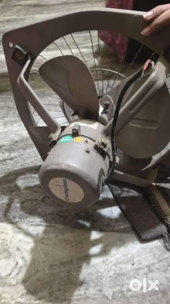 For kitchen use to pass the air