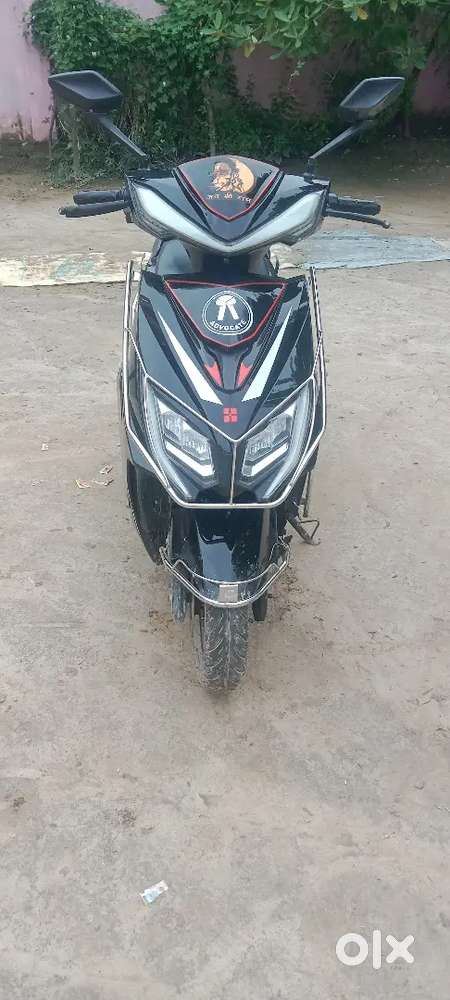 YAKUZA NEW MODEL ELECTRIC SCOOTY