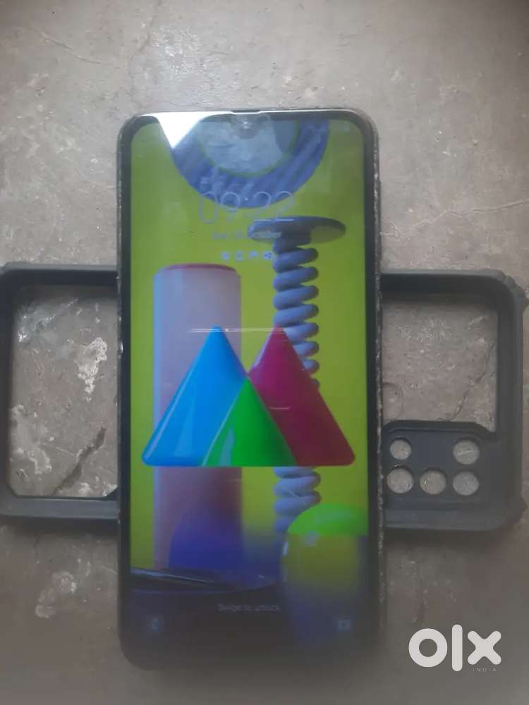 Samsung m11 6(128) online phone