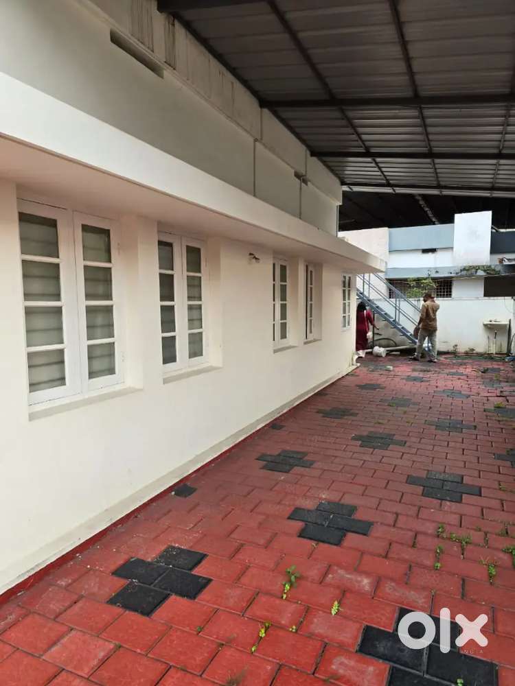 3 bhk single house Lisie metro