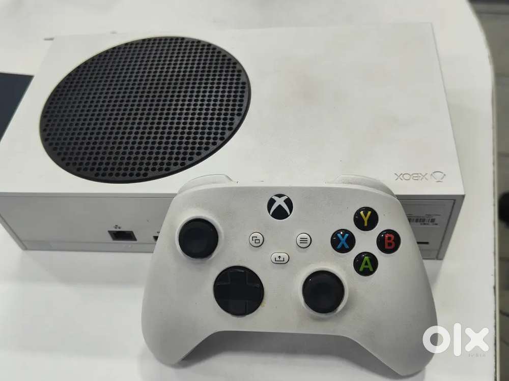 Xbox series S , excellent condition with one controller 500gb