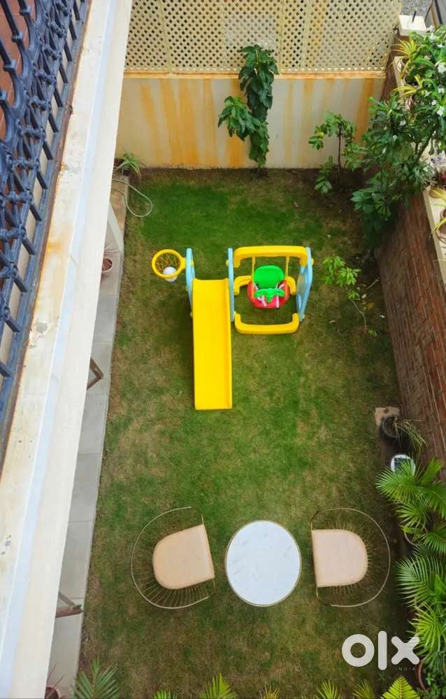 Babyhug 3 in 1 swing and slide with basketball hoop