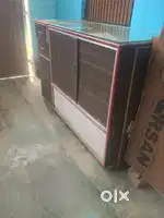 Shop counter table