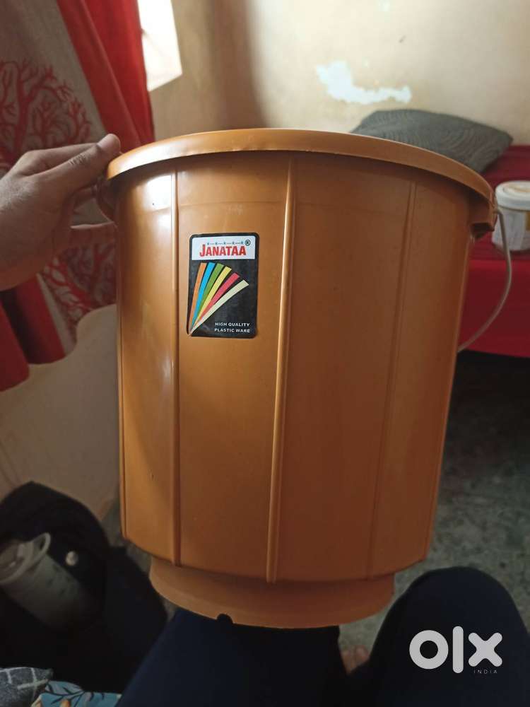 Bathroom bucket