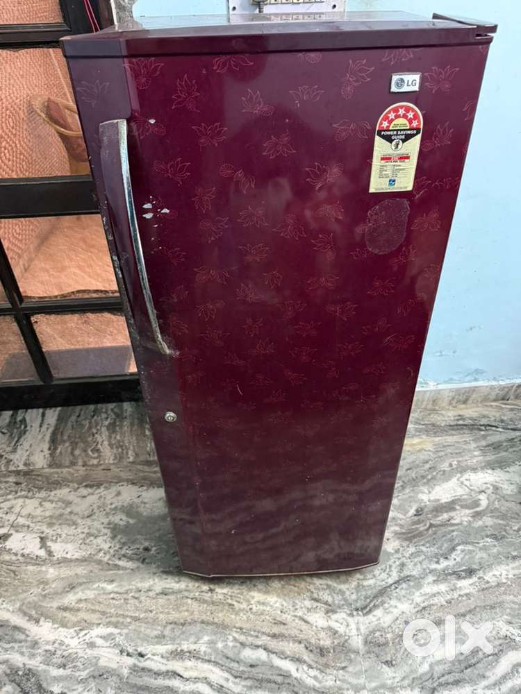 LG brand 220 litres fridge 5 ft tall single door