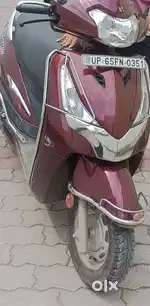 Hero destini 2025 model under company warranty for urgent sale