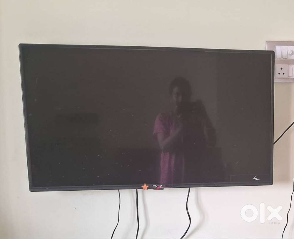 Led tv, 41 inches, Onida.