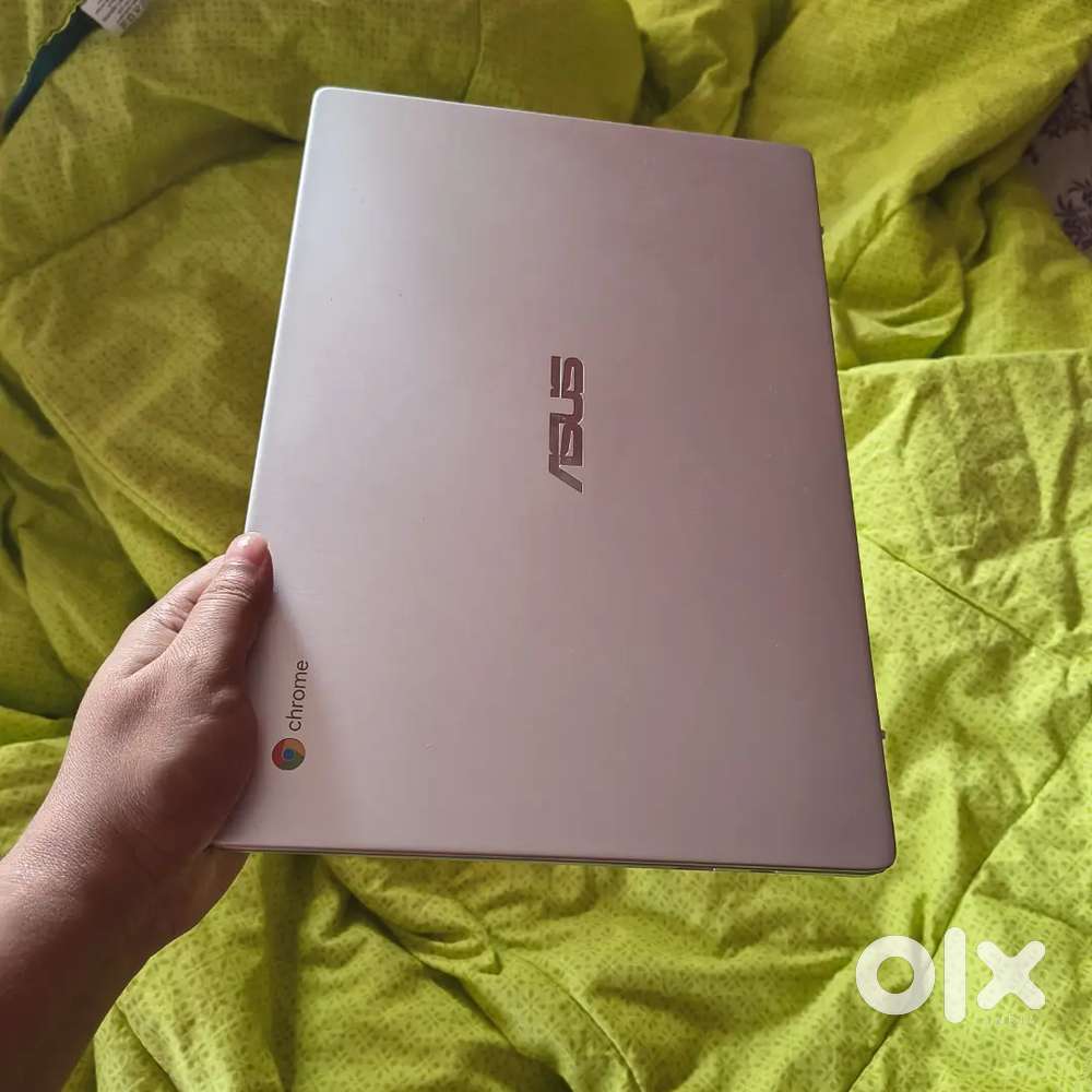 Asus Laptop Chromebook TOUCHSCREEN 4GB/64GB