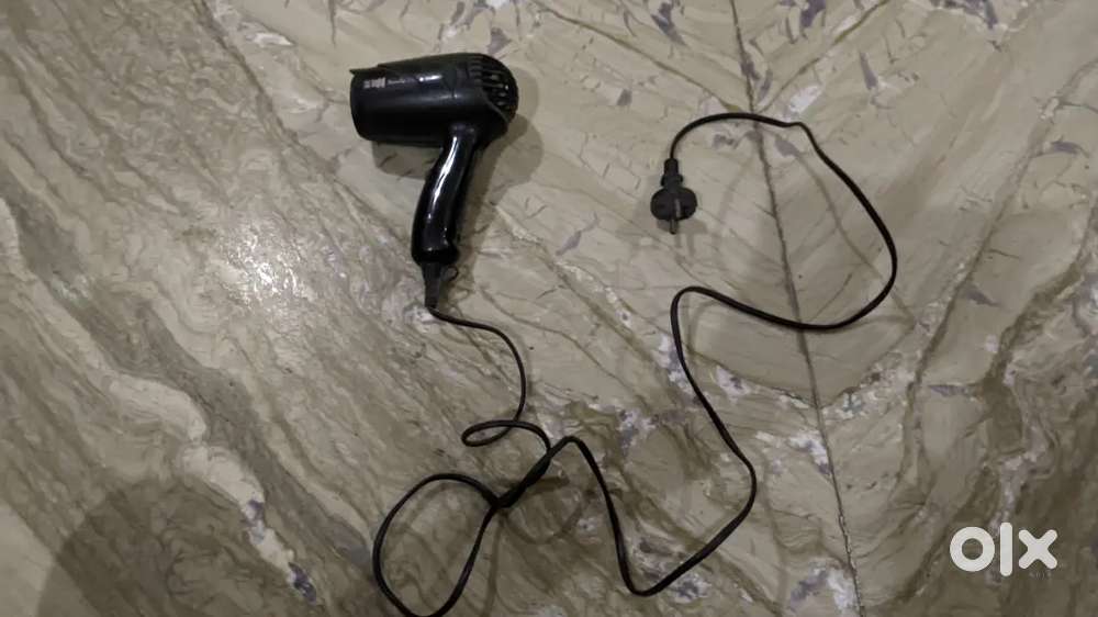 Hair dryer
