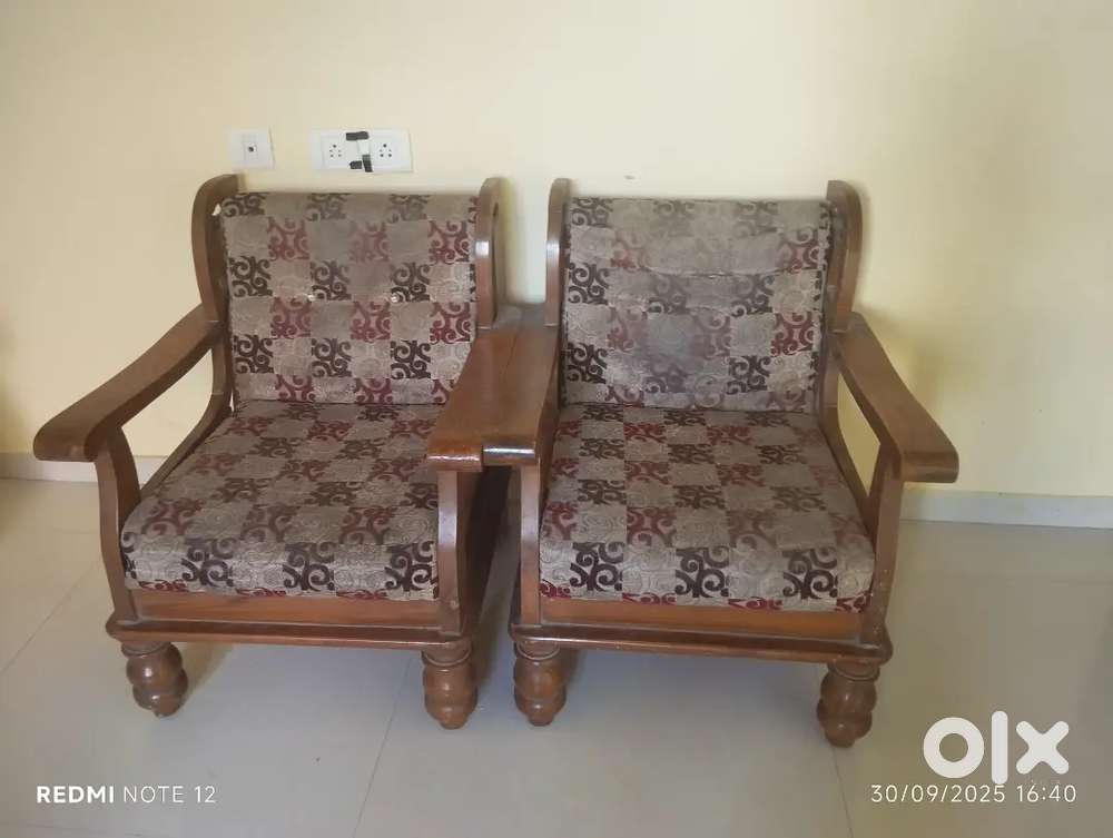 Three seater sofa with two chairs separately