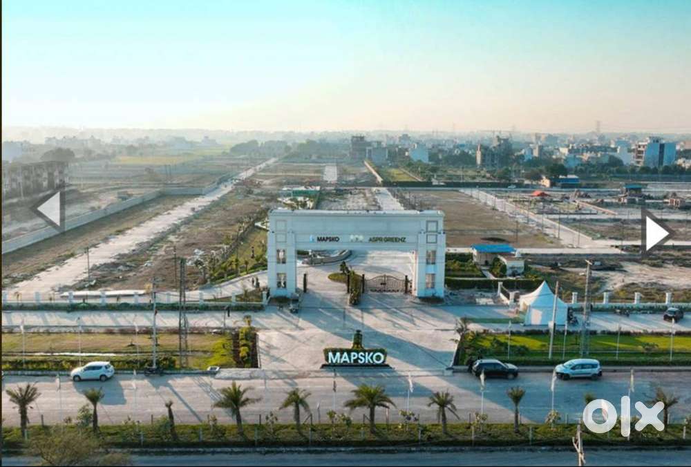 Prime West-Facing 142 Sq Yds Plot  Park-Adjacent Location