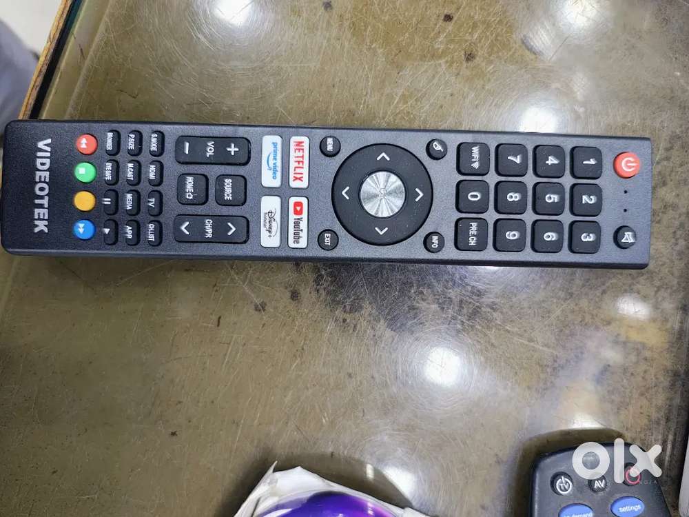 32 Inch Smart LED TV