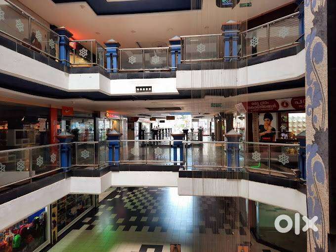 Commercial, Rs. 75/Sqft, 7000SqFt, Ground Floor, Round North, Thrissur