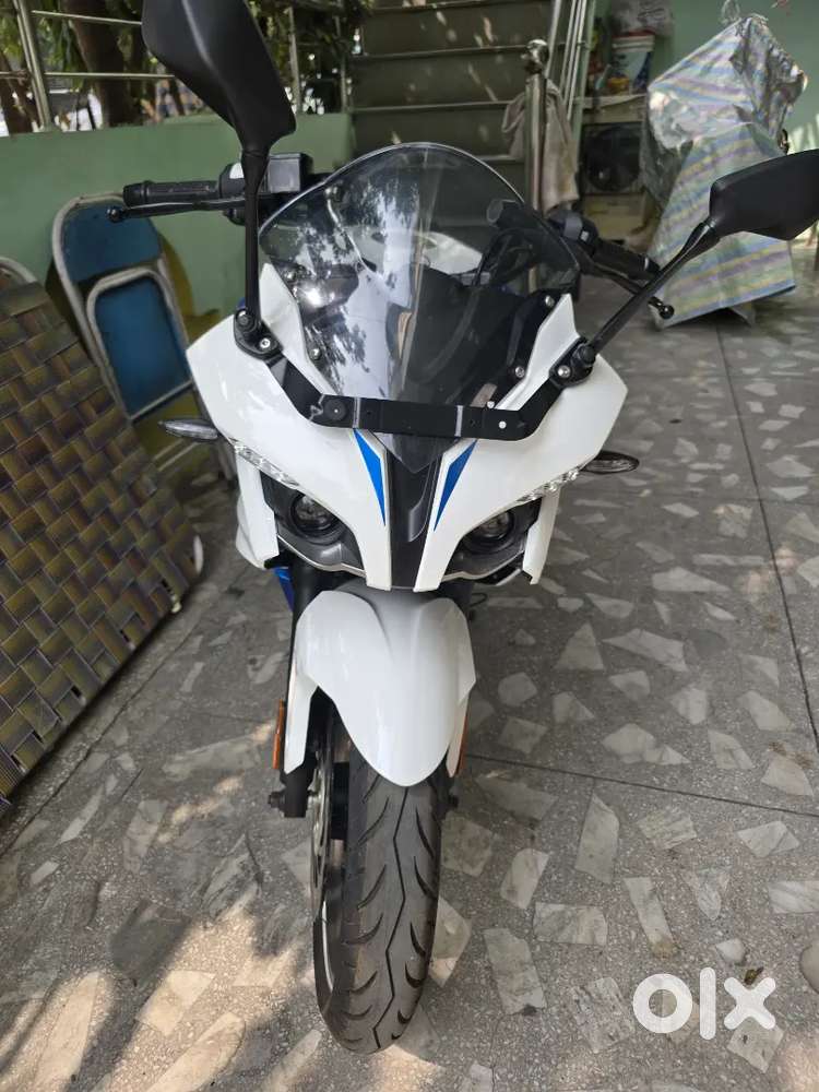 Bajaj pulsar rs200 2025 available for sale in kolar road