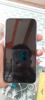I phone 11 Fresh mobile hai pura